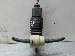 насос (моторчик) омывателя стекла Mitsubishi Outlander 1 поколение 2008, 2.2 л., 4HN, дизель, PA66BGF30