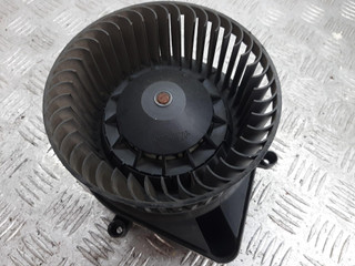 моторчик печки Audi A4 B6 (2000 - 2006), 663000U