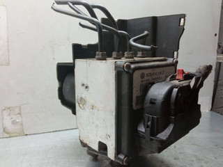 блок ABS Volkswagen Passat B6 (2005 - 2010), 3S0.614.109.D
