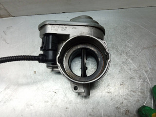 заслонка дроссельная Volkswagen Golf 4 поколение (1997 - 2006), 038128063M
