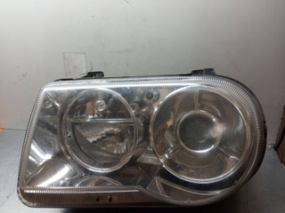 фара левая Chrysler 300C 1 поколение 2007, 3.0 л., дизель, 300NLHDHID