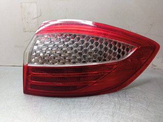 фонарь задний правый Ford Mondeo 4 поколение 2009, 2.4 л., бензин, 7S71-13404-B