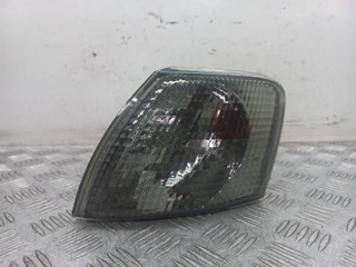 поворотник левый Volkswagen Passat B5 1998