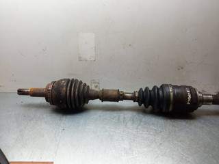 полуось передняя левая (приводной вал, ШРУС) Toyota Corolla, 2.2 л., дизель, EUJ104BP18