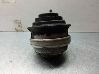подушка крепления двигателя Mercedes-Benz E-Класс W211/S211 2005, 2.1 л., OM 646.961, дизель, 2112401517