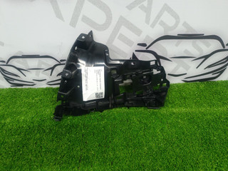 Крепление бампера заднего Land Rover Defender 2 поколение 2022, LR129799