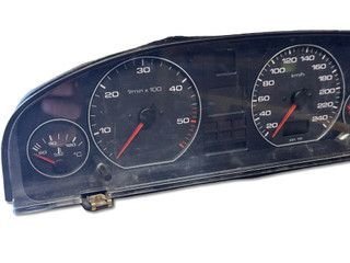 щиток приборов (приборная панель) Audi A6 4A/C4 1997, 2.5 л., 4A1919033HG