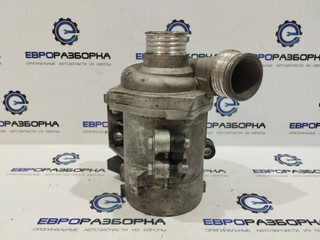 помпа BMW 5 серия E60/E61 E60 2006, 2.5 л., бензин, АКПП, передний привод, 7545201, 11517521584, 11517545201, 7521584