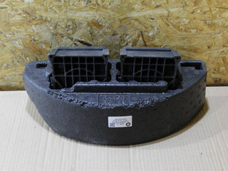 Противооткатный упор Land Rover Range Rover 4 поколение L405 2014, 4.4 л., дизель, АКПП, полный привод, правый руль, CPLA17B043AC, CPLA17B043AC, LR051814