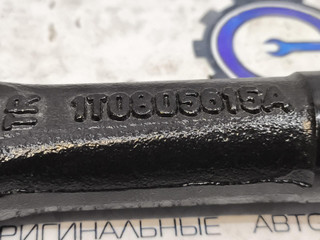 крюк буксировочный