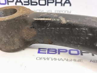 рычаг передний левый нижний