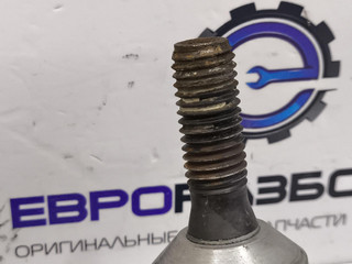 наконечник рулевой правый