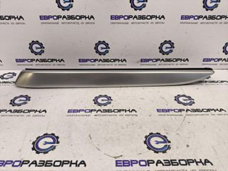 накладка двери (крышки) багажника Land Rover Discovery 5 поколение L462 2020, 3.0 л., дизель, АКПП, передний привод, правый руль, LY42237B74AA, LR133339