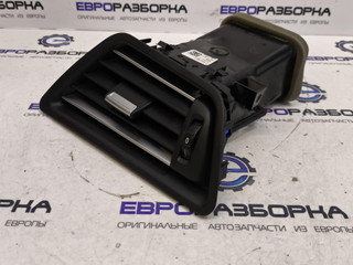 дефлектор обдува салона правый