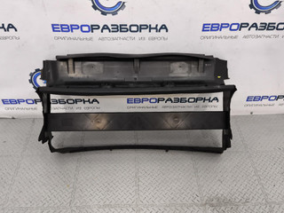 воздуховод (дефлектор) радиатора Land Rover Range Rover Sport 1 поколение [рестайлинг] L320 2010, 3.0 л., 306DT, дизель, АКПП, внедорожник 5 дв., полный привод, правый руль, AH22019A01AB, LR013050, LR024162, AH22019A01AC, LR055300, AH22019A01AD