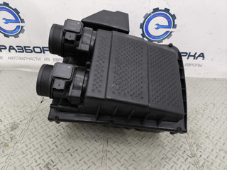 корпус воздушного фильтра Land Rover Range Rover Sport 1 поколение [рестайлинг] L320 2013, 3.0 л., 306DT, дизель, АКПП, полный привод, правый руль, PHB500182, PHF500090, 4R8Q12B579AC, C2C12919, 7H329600AA
