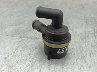 насос антифриза дополнительный Volkswagen Golf 6 поколение 2012, 2.0 л., TDi, CFFB, дизель, 6МКПП, хетчбэк 5 дв., передний привод, 5N0965561A