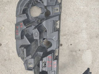 крепление фары правой BMW X3 F25 2012, 3.0 л., N52 B30 A, бензин, АКПП, внедорожник 5 дв.
