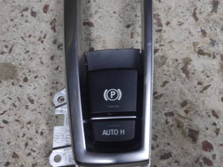 кнопка ручного тормоза (ручника) BMW 5 серия F07/F10/F11 2010, 3.0 л., N57 D30 A, дизель, АКПП, 475, универсал