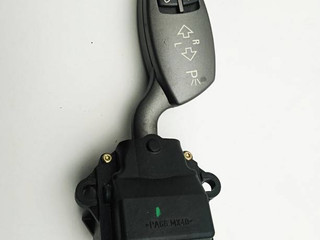 переключатель поворотов BMW 7 серия E65/E66/E67 2003, 3.0 л., M54 B30 (306S3), бензин, седан, 61316911516