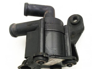 помпа BMW 7 серия F01/F02 2009, 3.0 л., N57 D30 A, дизель, АКПП, седан, 64219167206