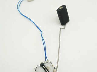 датчик уровня топлива BMW 5 серия F07/F10/F11 2011, 3.0 л., бензин, седан, 7246010