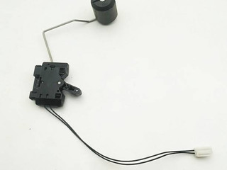 датчик уровня топлива BMW 5 серия F07/F10/F11 2010, 3.0 л., N57 D30 A, дизель, хетчбэк 5 дв., 582894121