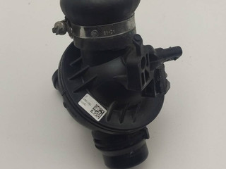 корпус термостата BMW 5 серия F07/F10/F11 2012, 3.0 л., бензин, АКПП, седан, 7601159