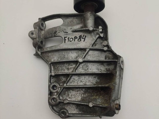 кронштейн компрессора кондиционера BMW 5 серия F07/F10/F11 2012, 3.0 л., бензин, АКПП, хетчбэк 5 дв., 7585167