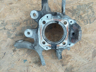 кулак задний правый BMW 7 серия F01/F02 F01 2010, 4.0 л., D, дизель, АКПП, 475, седан, задний привод, 6775854