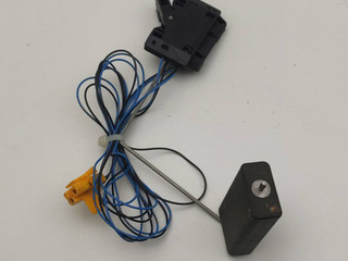датчик уровня топлива BMW 7 серия F01/F02 F01 2010, 4.0 л., D, дизель, АКПП, 475, седан, задний привод