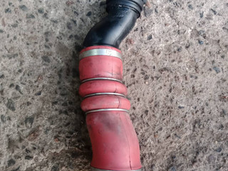 патрубок интеркулера BMW 5 серия F07/F10/F11 2011, 3.0 л., бензин, АКПП, седан