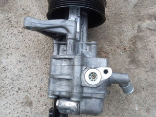 насос гидроусилителя руля BMW 5 серия F07/F10/F11 2012, 3.0 л., бензин, АКПП, седан, 6794350