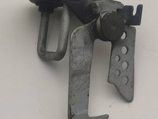 захватный крюк капота BMW 7 серия F01/F02 2012, 3.0 л., N54 B30 A, бензин, АКПП, седан, 7183764