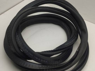 уплотнитель двери BMW 7 серия F01/F02 2012, 3.0 л., N54 B30 A, бензин, АКПП, седан, 7179131