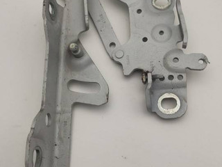 петля капота правая BMW 3 серия F30/F31 [рестайлинг] F31 2015, 2.0 л., D, дизель, 6МКПП, универсал, полный привод, правый руль, 7336700