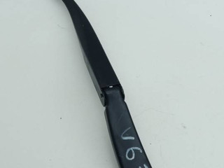 щеткодержатель (поводок стеклоочистителя, дворник) BMW 5 серия F07/F10/F11 2010, 4.4 л., i, N63 B44 A, бензин, АКПП, белый, хетчбэк 5 дв., задний привод, 61617207290