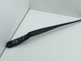 щеткодержатель (поводок стеклоочистителя, дворник) BMW 5 серия F07/F10/F11 2010, 4.4 л., i, N63 B44 A, бензин, АКПП, белый, хетчбэк 5 дв., задний привод, 61617211261