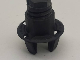 держатель капота BMW 5 серия F07/F10/F11 2010, 4.4 л., i, N63 B44 A, бензин, АКПП, белый, хетчбэк 5 дв., задний привод, 7183752