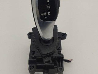 механизм выбора передач BMW 3 серия F30/F31/F34 [рестайлинг] F31 2015, 2.0 л., N47 D20 C, дизель, АКПП, белый, универсал, задний привод, правый руль, 9296897