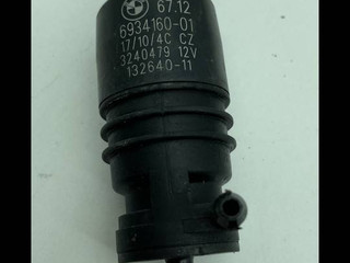 насос (моторчик) омывателя стекла BMW 5 серия F07/F10/F11 2010, 3.0 л., i, N55 B30 A, бензин, АКПП, белый, хетчбэк 5 дв., задний привод, 6934160