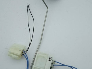 датчик уровня топлива BMW 5 серия F07/F10/F11 2010, 3.0 л., i, N55 B30 A, бензин, АКПП, белый, хетчбэк 5 дв., задний привод