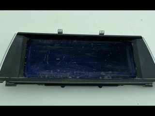 монитор мультимедиа BMW 5 серия F07/F10/F11 2010, 3.0 л., i, N55 B30 A, бензин, АКПП, белый, хетчбэк 5 дв., задний привод, 9227118