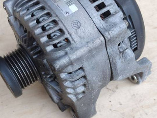 генератор BMW 5 серия F07/F10/F11 [рестайлинг] F10 2013, 2.0 л., N20 B20 A, бензин, АКПП, седан, 7605061