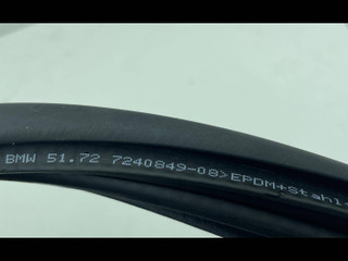уплотнитель двери BMW 1 серия F20/F21 [2-й рестайлинг] 2018, 3.0 л., i, B58 B30 A, бензин, АКПП, хетчбэк 5 дв., задний привод, правый руль, 7240849
