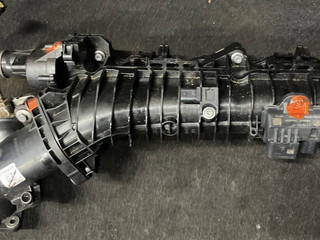 коллектор впускной BMW 5 серия F07/F10/F11 [рестайлинг] 2013, 2.0 л., D, N47 D20 D, дизель, МКПП, седан, задний привод, правый руль, 11617807991