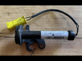 пиропатрон петли капота BMW 5 серия F07/F10/F11 [рестайлинг] 2013, 2.0 л., D, N47 D20 D, дизель, МКПП, седан, задний привод, правый руль, 7263056