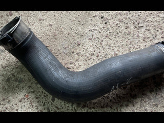 патрубок интеркулера BMW 5 серия F07/F10/F11 [рестайлинг] 2013, 2.0 л., D, N47 D20 D, дизель, МКПП, седан, задний привод, правый руль, 7810615
