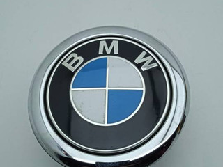 эмблема BMW 1 серия F20/F21 [2-й рестайлинг] 2018, 3.0 л., i, B58 B30 A, бензин, АКПП, хетчбэк 5 дв., задний привод, правый руль