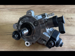 ТНВД BMW 3 серия F30/F31/F34 2014, 2.0 л., дизель, хетчбэк 5 дв., 7823452